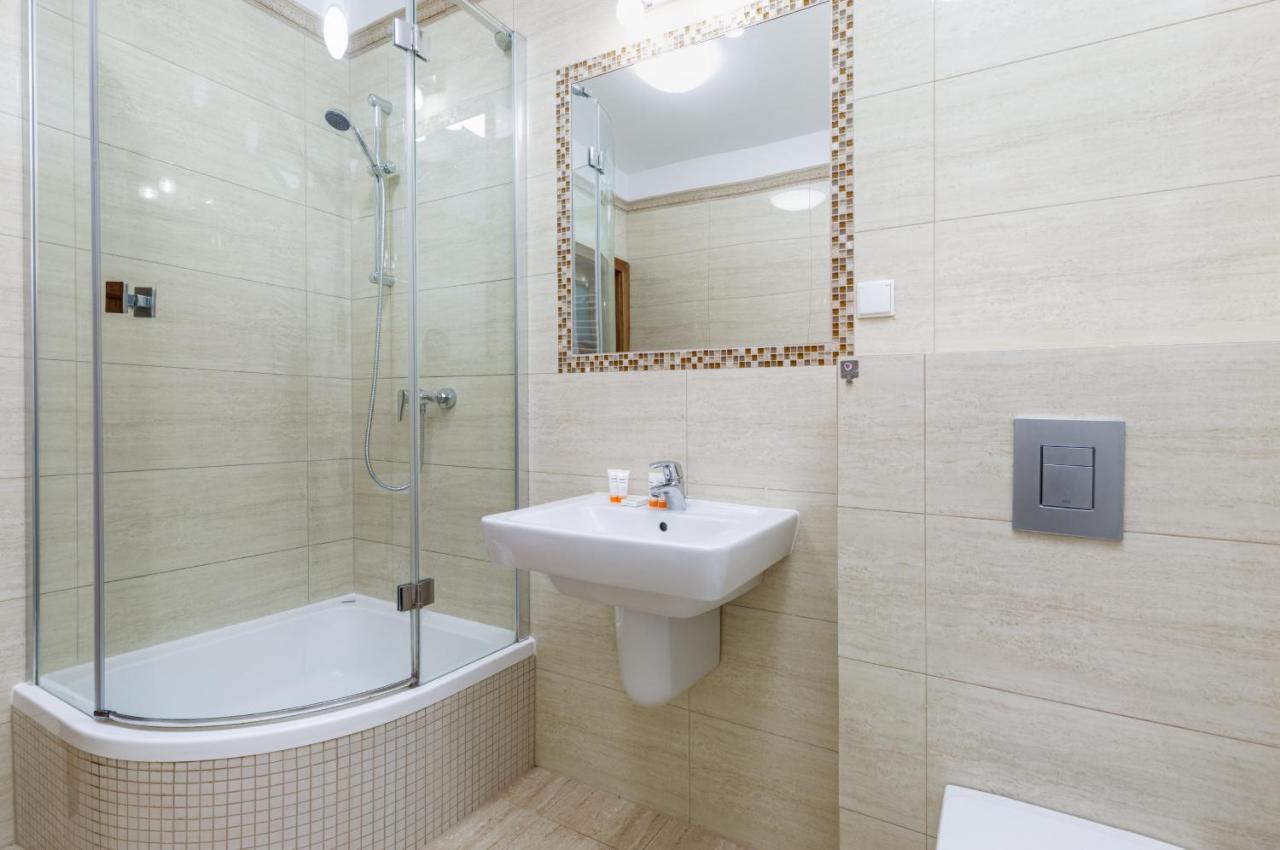 Platan City Centre Apartment By Noclegi Renters Swinoujscie Kültér fotó